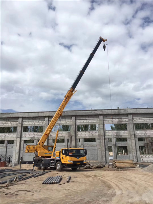 清城区吊装作业前会做设备检查吗？安全保障措施有哪些？
